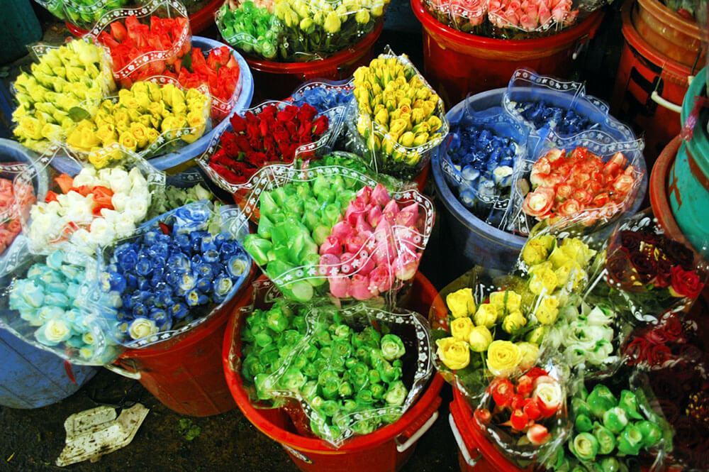 THE FAMOUS MARKET IN HO CHI MINH CITY