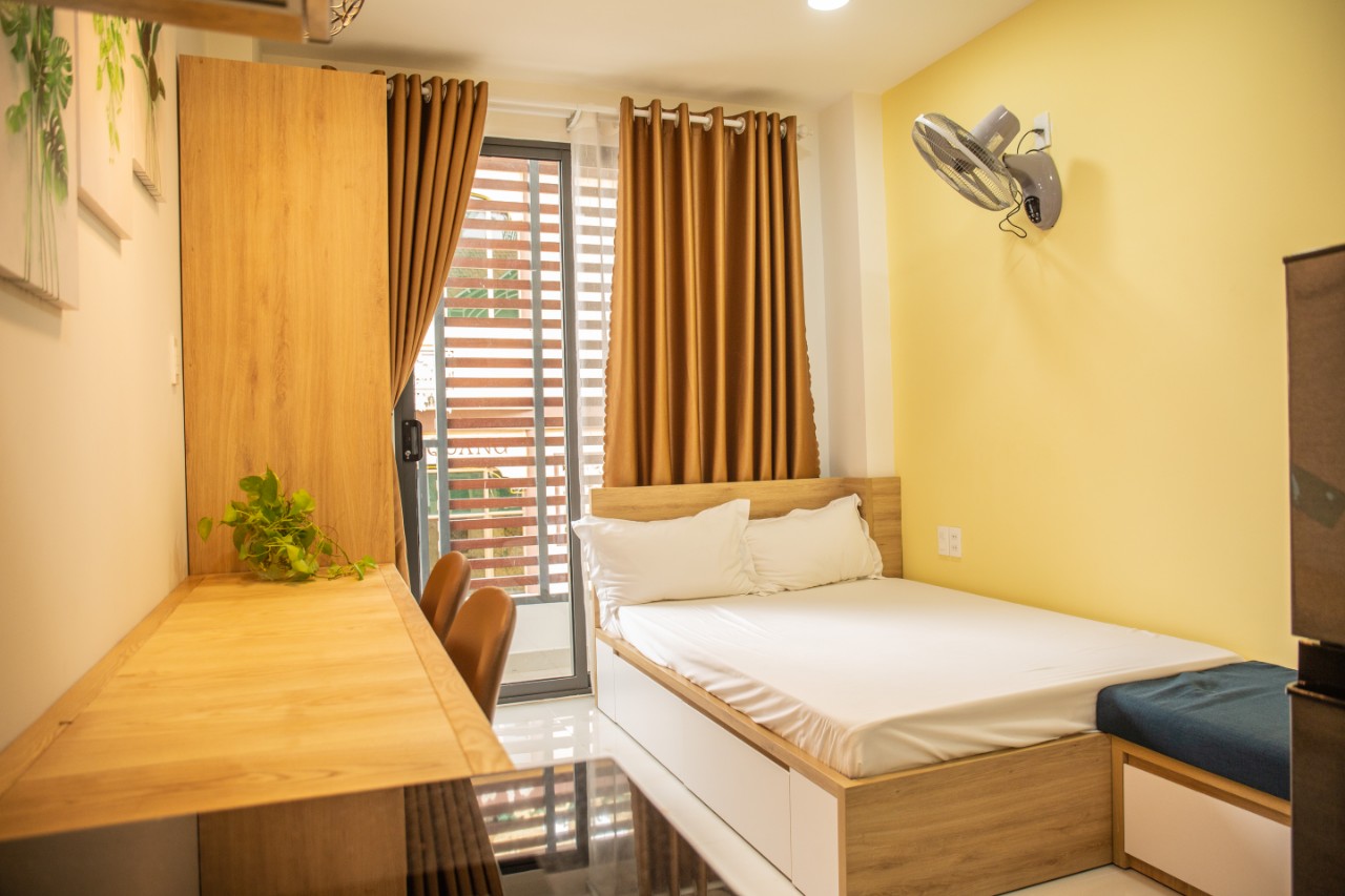  Duy Tan- Balcony Studio Apartment