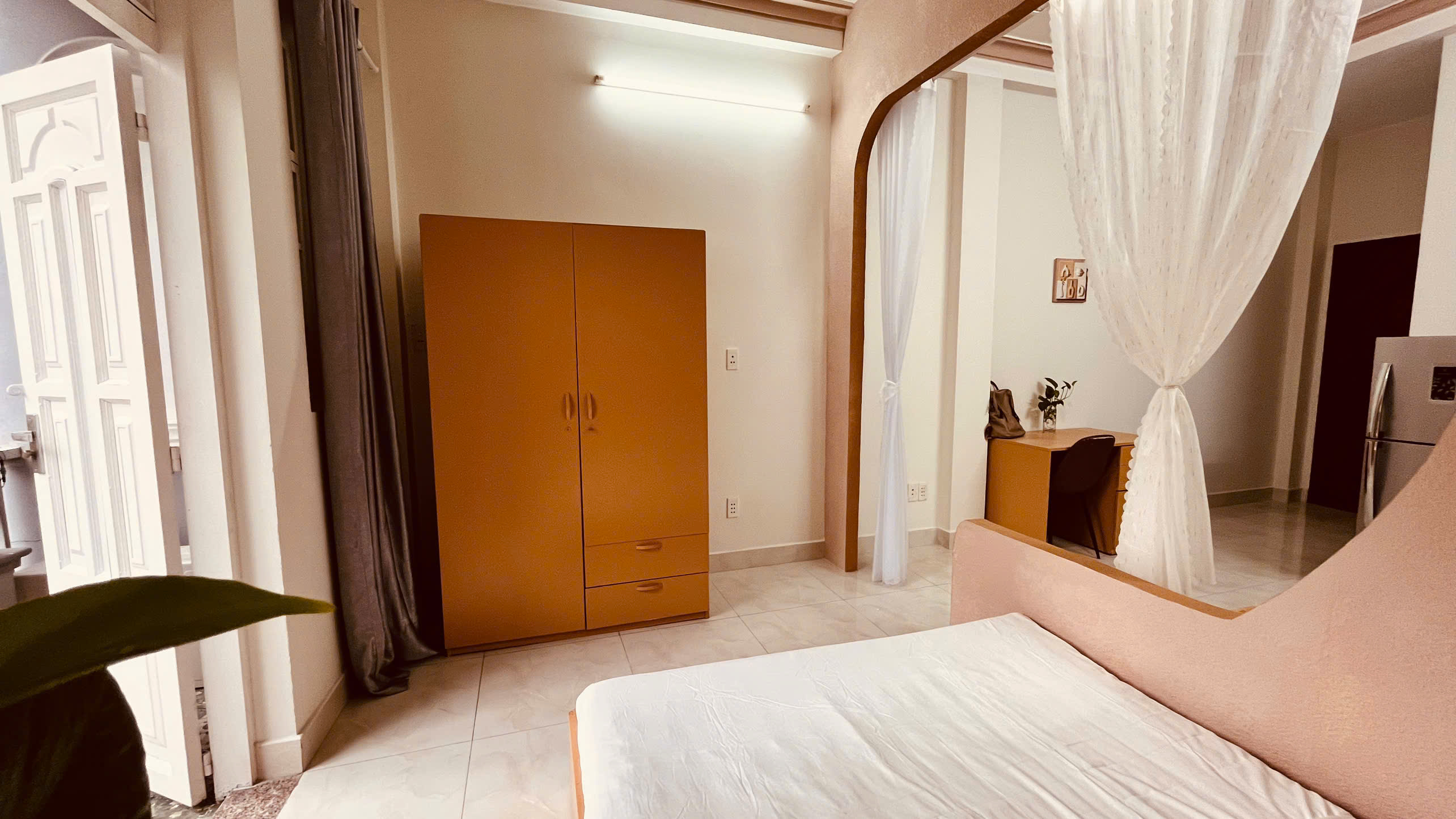  Bach Dang- Balcony Studio Apartment