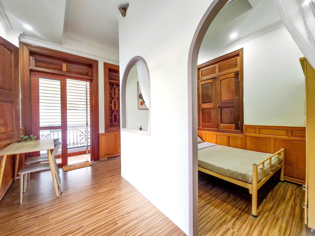  Cam Ba Thuoc- Balcony Studio Apartment