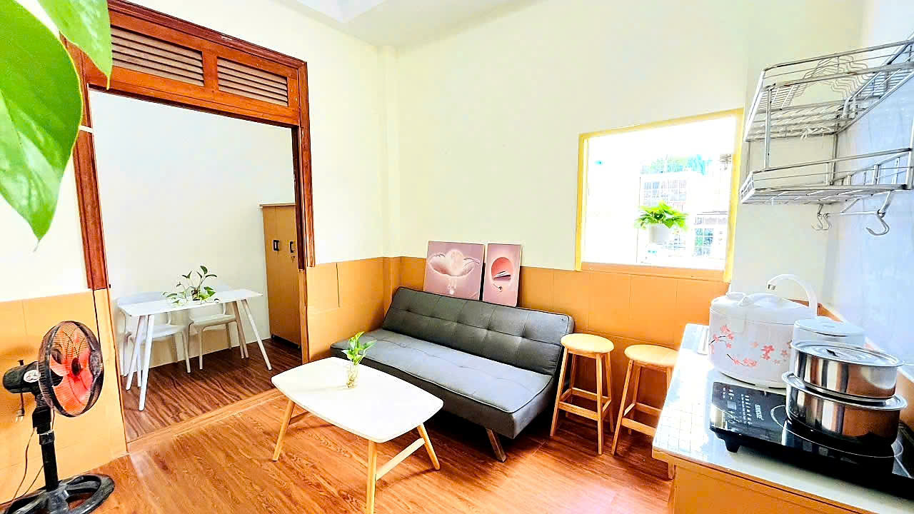  Cam Ba Thuoc- Big Window Studio Apartment