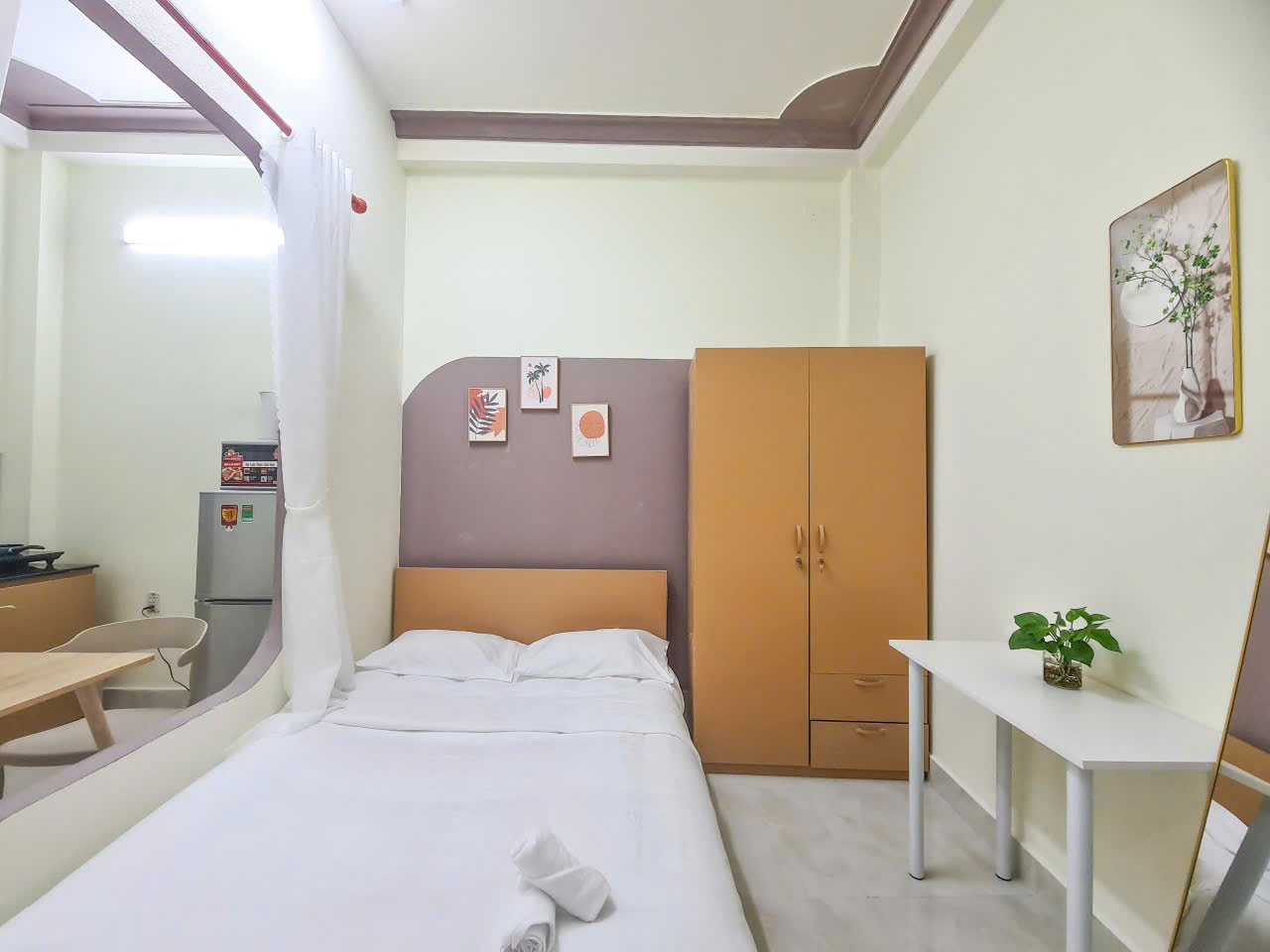  Bach Dang- Window Studio Apartment